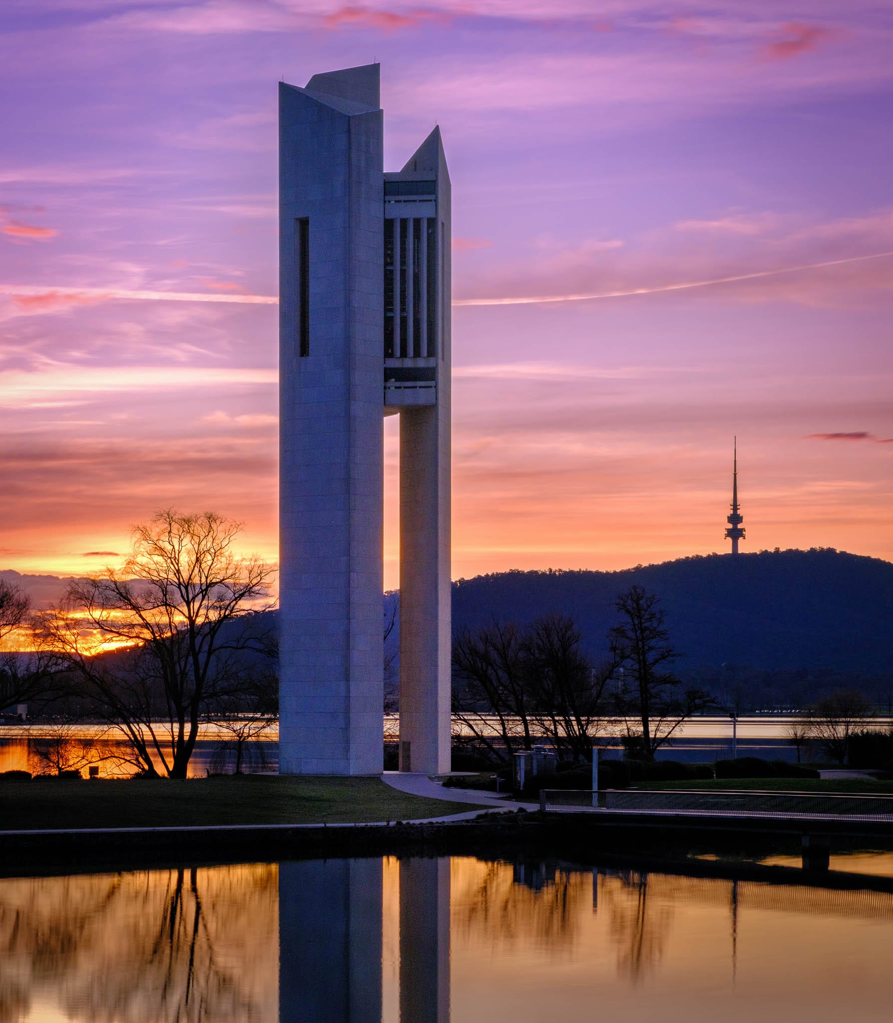 Carillon Sunset